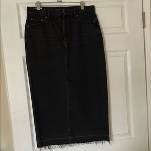 GAP Black Midi Skirt